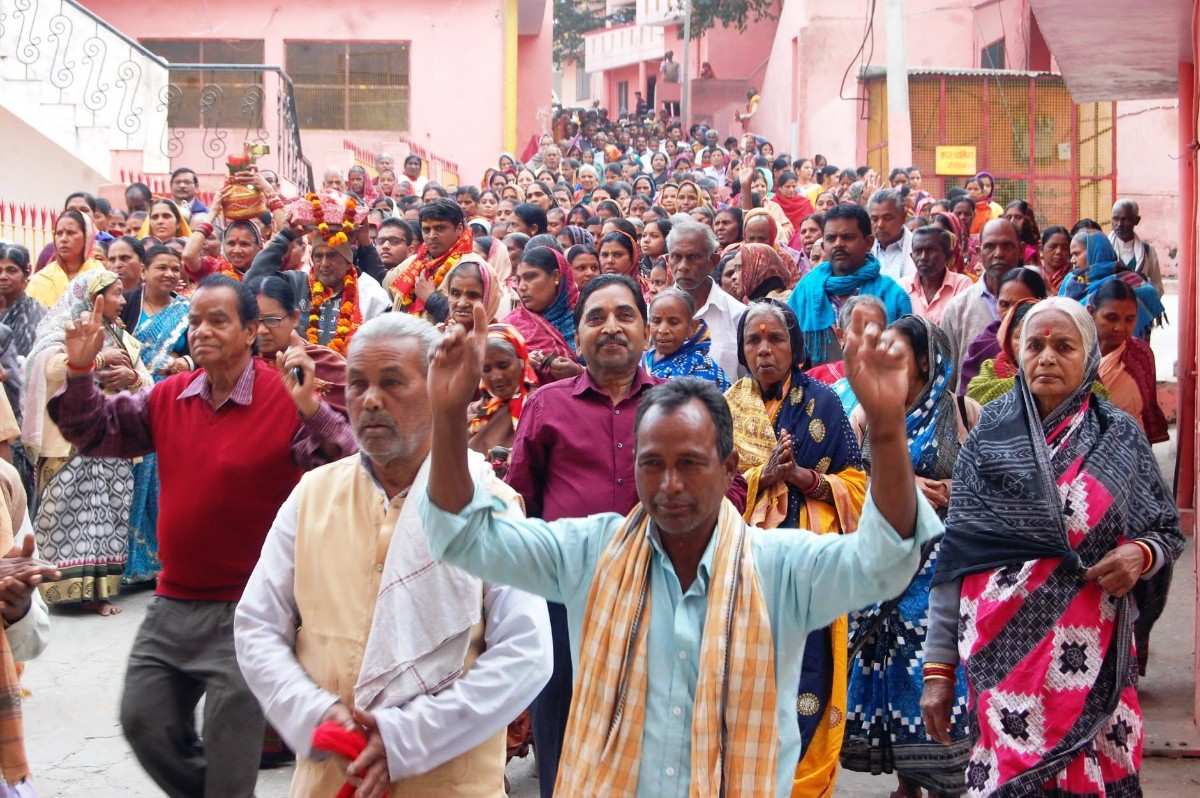 धार्मिक आयोजन एवं सेवा